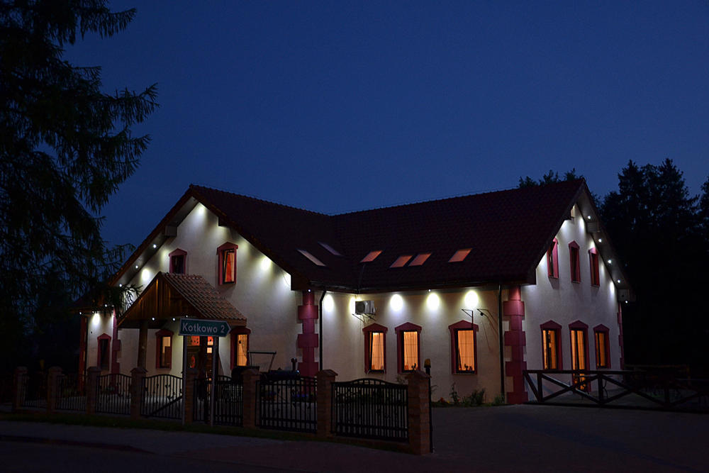 Bed and Breakfast Pensjonat Agroturystyczny Pod Modrzewiem Florczaki Экстерьер фото